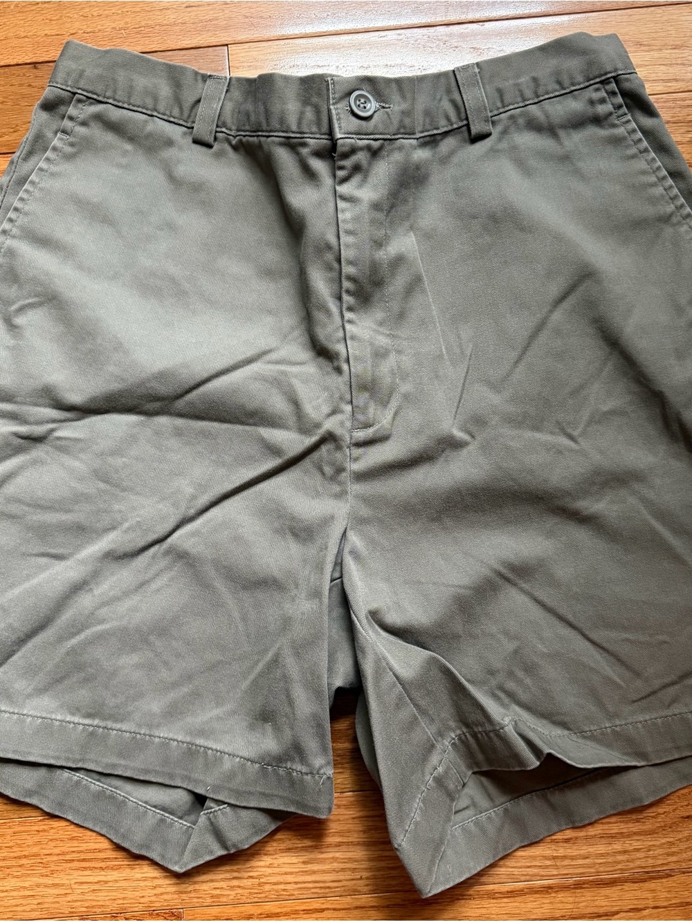 Dockers Olive Flat-Front Women’s Shorts